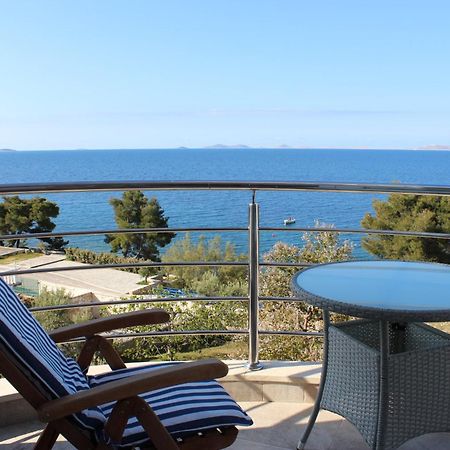 Amazing Villa Galeb In Murter Habitación foto